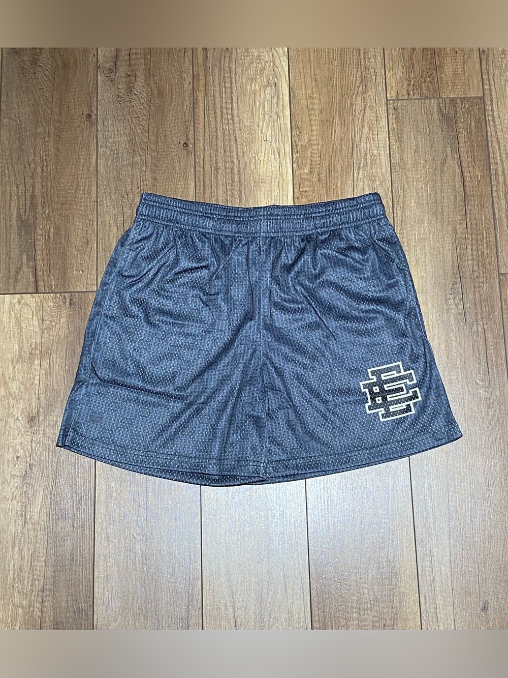 Eric Emanuel EE x Gucci Mens Black Mesh Athletic Shorts Brand New Size Large